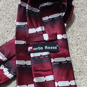 Porta Rossa Burgundy Patterned Tie W Pocket Square